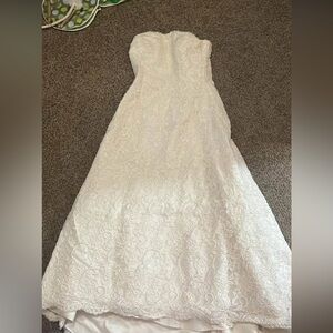 Elegant White Lace Dress